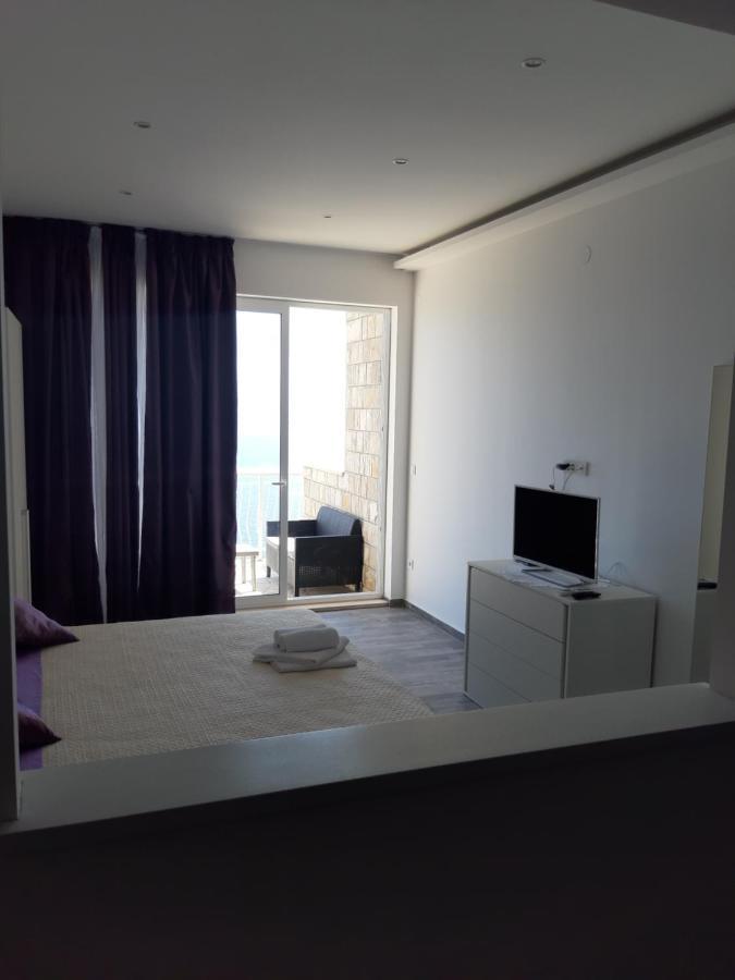 Relaxing Apartment With A Sea View 2 Sobra Екстериор снимка
